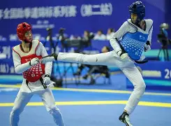  跆拳道540度旋风踢 