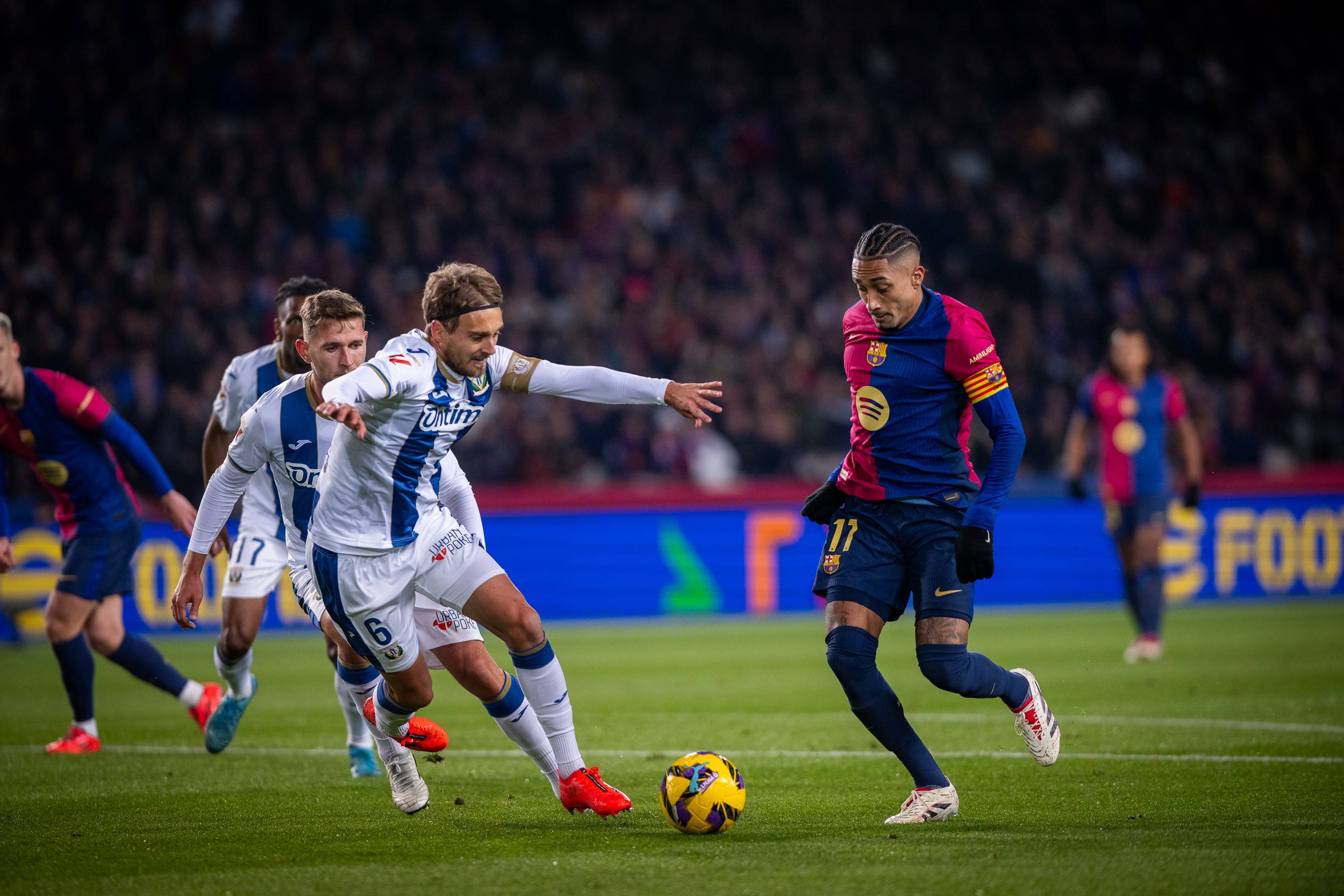 德罗巴在切尔西比赛中惊险取胜，挺进下一轮引发热议！的简单介绍